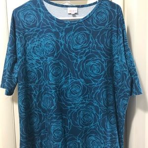 BNWT Lularoe Small Irma! 🦄